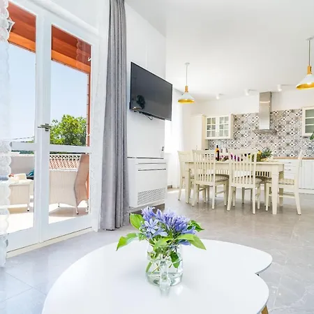 Nona's Paradise - Free Parking Zaton (Dubrovnik-Neretva)