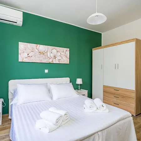 Nona's Paradise - Free Parking *