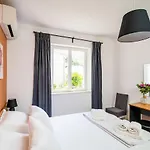 Nona's Paradise - Free Parking Apartman *