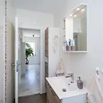 Nona's Paradise - Free Parking Apartman