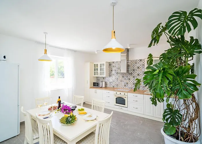 Nona's Paradise - Free Parking Apartament *